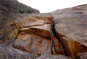 A view straight up of Brian leading the 5th pitch