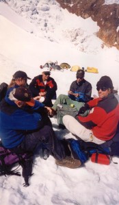 boliviaillimanihighcampcards Another round of Hearts on low oxygen.